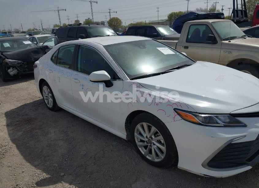 Photo 6 of 2024 Toyota Camry LE (VIN 4T1C11AK5RU864818)
