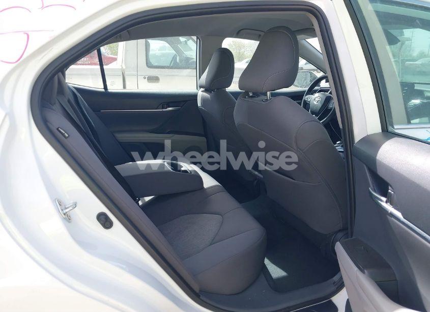 Photo 8 of 2024 Toyota Camry LE (VIN 4T1C11AK5RU864818)