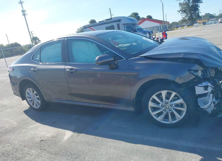 Photo 12 of 2024 Toyota Camry LE (VIN 4T1C11AK5RU895888)