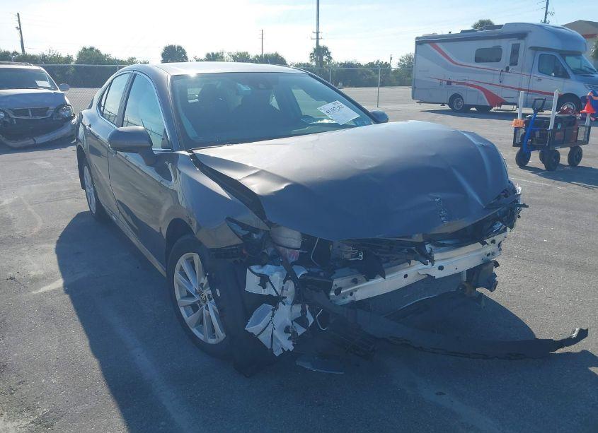 Photo 17 of 2024 Toyota Camry LE (VIN 4T1C11AK5RU895888)