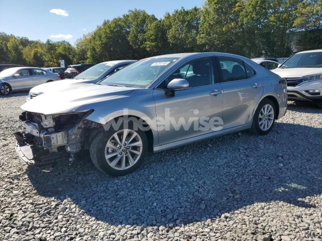 2024 TOYOTA CAMRY LE (VIN 4T1C11AK5RU913208) main photo
