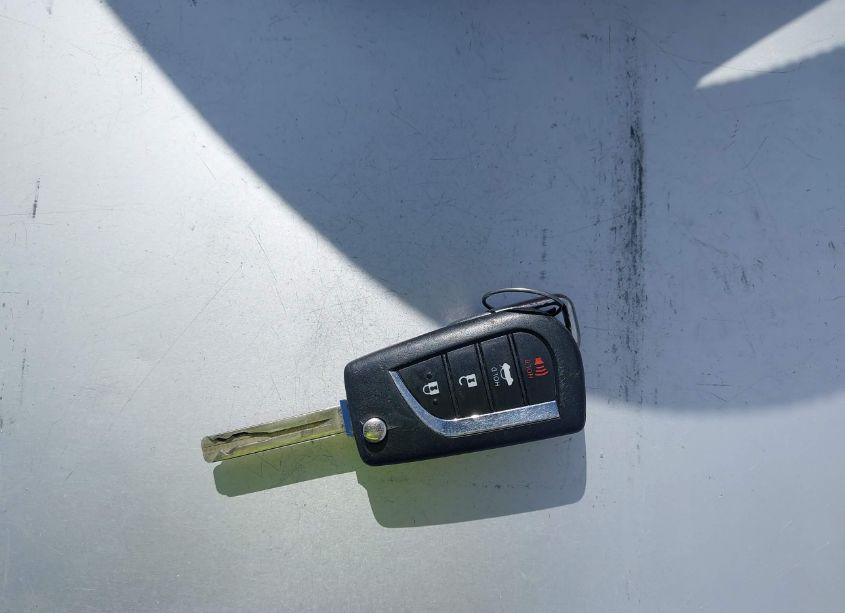 Photo 11 of 2020 Toyota Camry LE (VIN 4T1C11AK6LU334476)