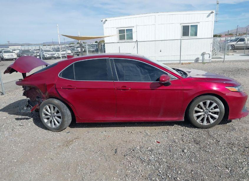 Photo 14 of 2020 Toyota Camry LE (VIN 4T1C11AK6LU334476)