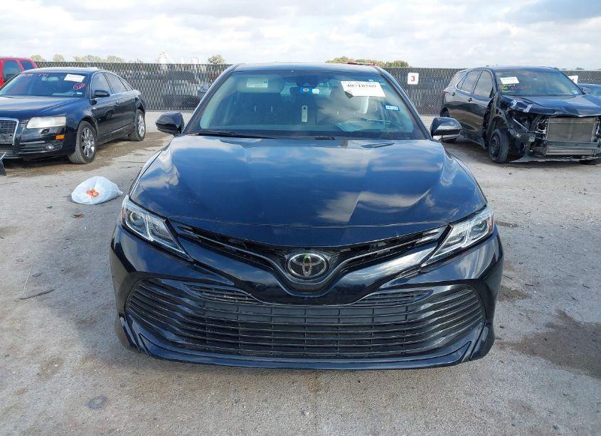 Photo 12 of 2020 Toyota Camry LE (VIN 4T1C11AK6LU862681)