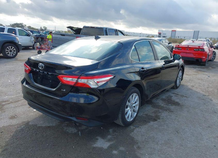 Photo 4 of 2020 Toyota Camry LE (VIN 4T1C11AK6LU862681)