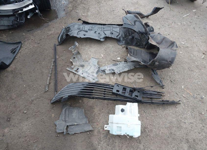 Photo 12 of 2020 Toyota Camry LE (VIN 4T1C11AK6LU898323)