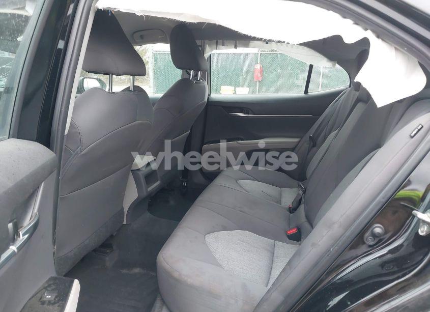 Photo 8 of 2020 Toyota Camry LE (VIN 4T1C11AK6LU898323)