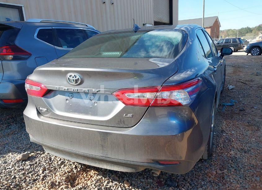 Photo 4 of 2020 Toyota Camry LE (VIN 4T1C11AK6LU911927)