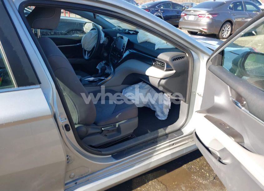 Photo 5 of 2021 Toyota Camry LE (VIN 4T1C11AK6MU420159)