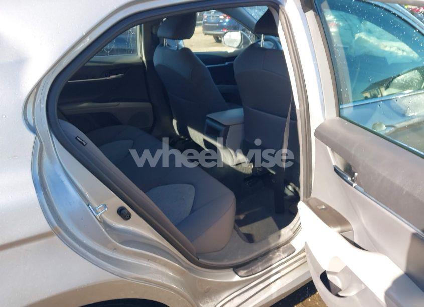 Photo 8 of 2021 Toyota Camry LE (VIN 4T1C11AK6MU420159)