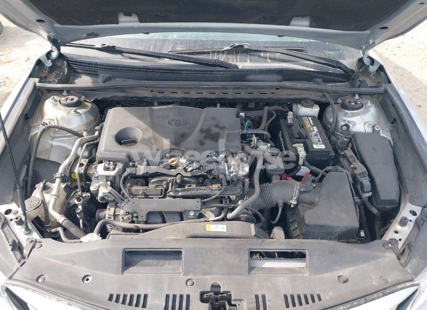 Photo 10 of 2021 Toyota Camry LE (VIN 4T1C11AK6MU443408)