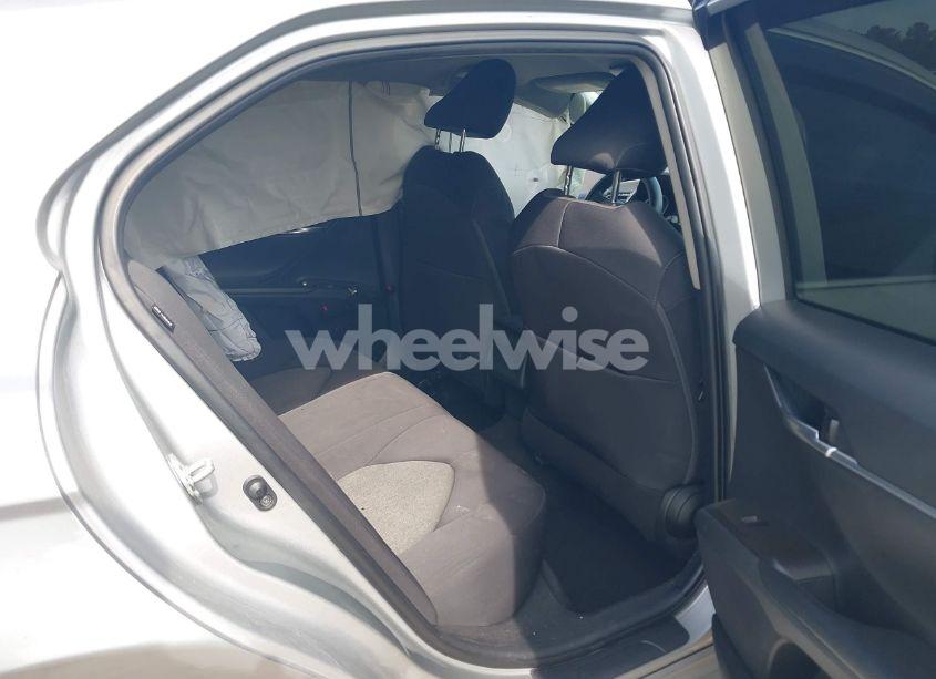 Photo 8 of 2021 Toyota Camry LE (VIN 4T1C11AK6MU443408)