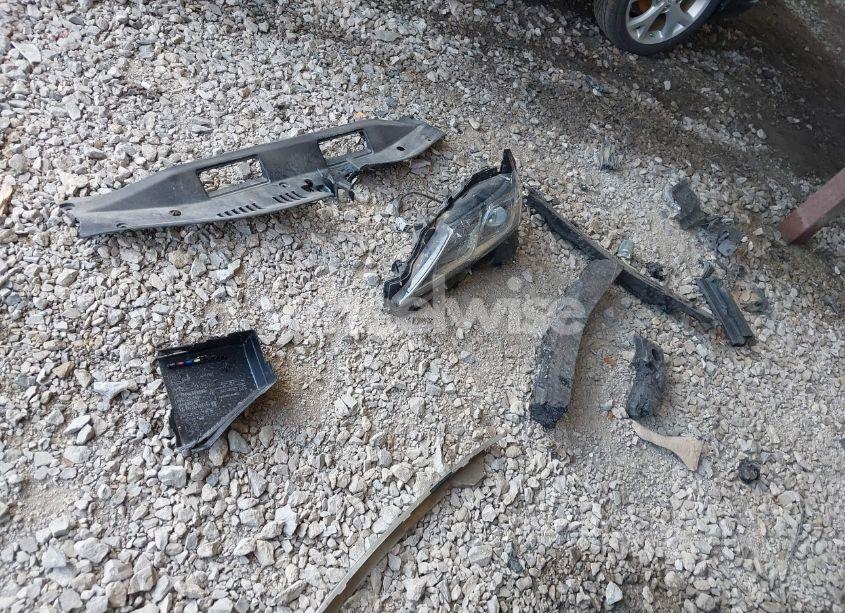 Photo 12 of 2021 Toyota Camry LE (VIN 4T1C11AK6MU448852)