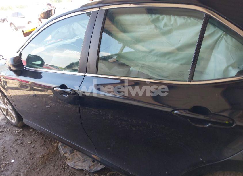 Photo 15 of 2021 Toyota Camry LE (VIN 4T1C11AK6MU448852)