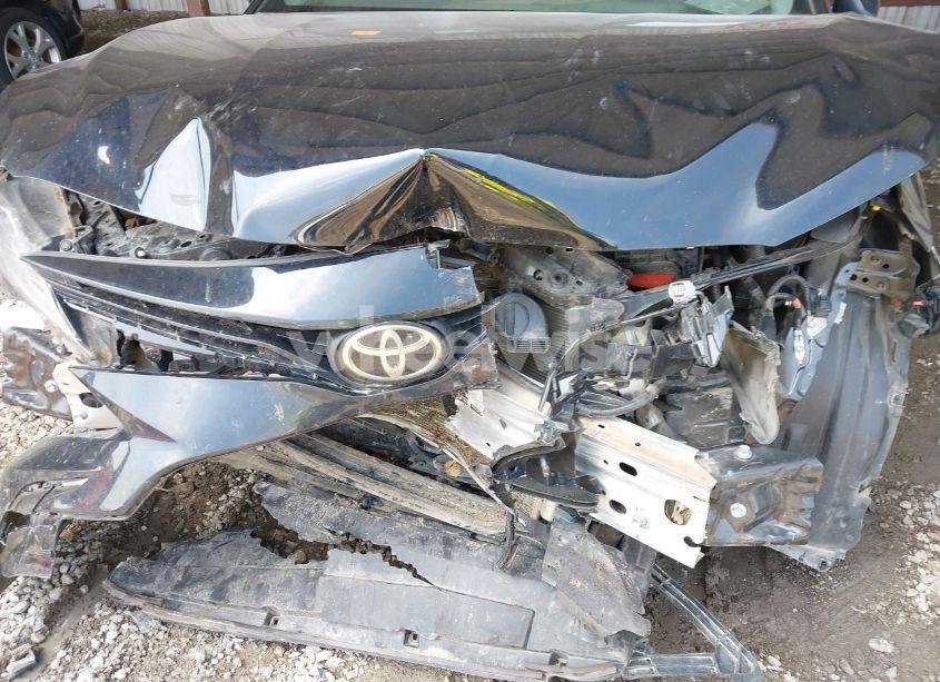 Photo 6 of 2021 Toyota Camry LE (VIN 4T1C11AK6MU448852)