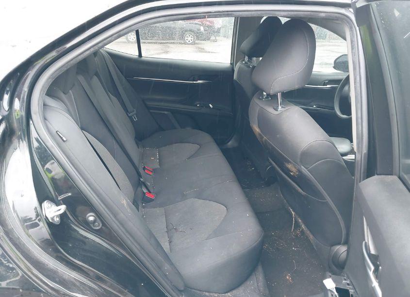 Photo 8 of 2021 Toyota Camry LE (VIN 4T1C11AK6MU453730)