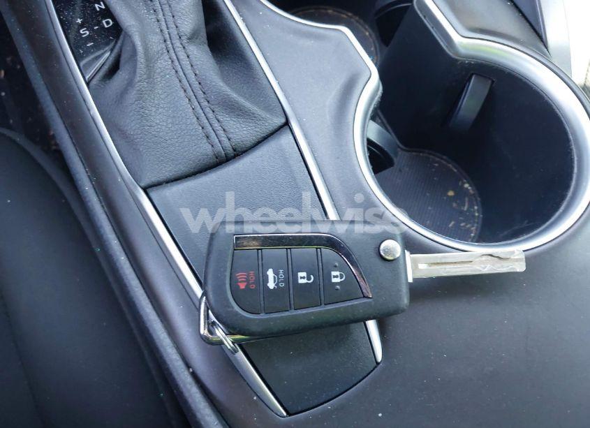 Photo 11 of 2021 Toyota Camry LE (VIN 4T1C11AK6MU458586)