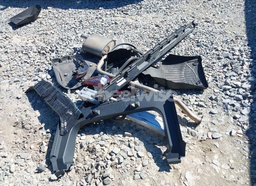 Photo 12 of 2021 Toyota Camry LE (VIN 4T1C11AK6MU458586)