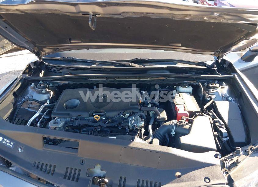 Photo 10 of 2021 Toyota Camry LE (VIN 4T1C11AK6MU534999)