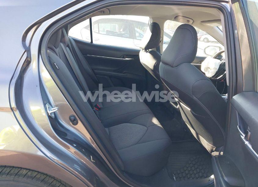 Photo 8 of 2021 Toyota Camry LE (VIN 4T1C11AK6MU534999)