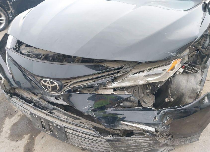 Photo 17 of 2021 Toyota Camry LE (VIN 4T1C11AK6MU546389)