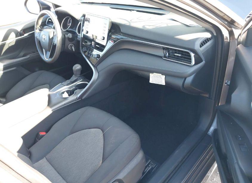 Photo 5 of 2021 Toyota Camry LE (VIN 4T1C11AK6MU616117)