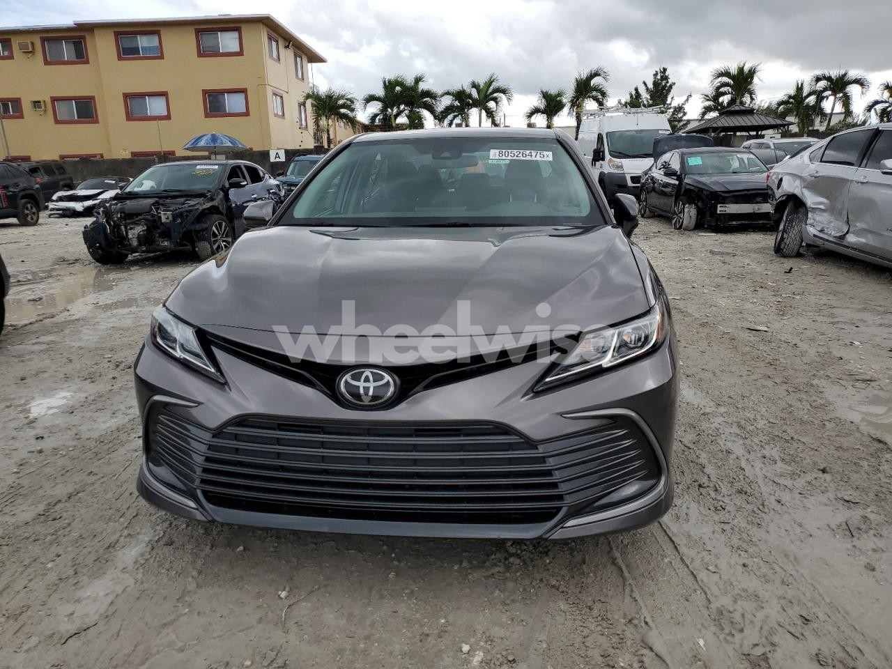 Photo 5 of 2022 TOYOTA CAMRY LE (VIN 4T1C11AK6NU053197)