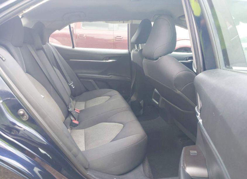 Photo 8 of 2022 Toyota Camry LE (VIN 4T1C11AK6NU634926)