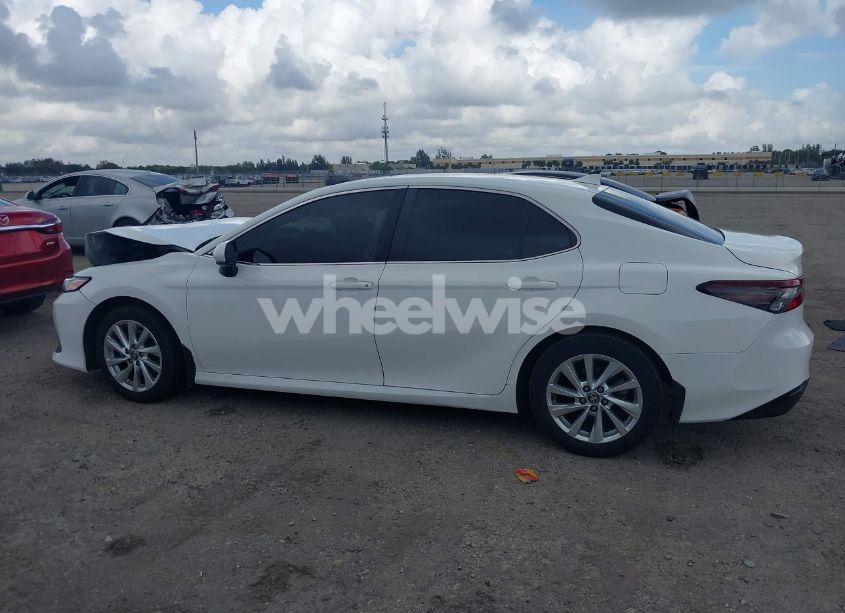 Photo 14 of 2023 Toyota Camry LE (VIN 4T1C11AK6PU156588)