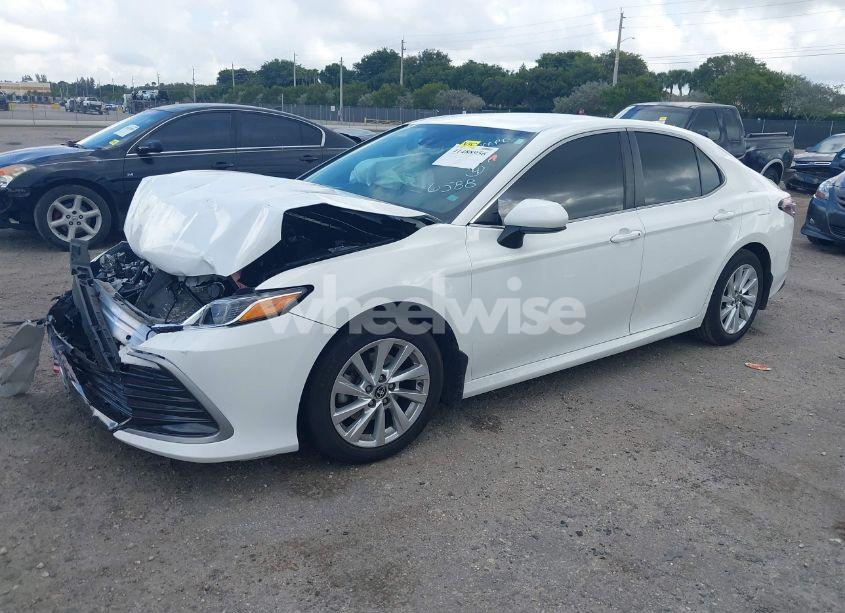 Photo 2 of 2023 Toyota Camry LE (VIN 4T1C11AK6PU156588)