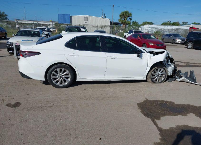 Photo 13 of 2023 Toyota Camry LE (VIN 4T1C11AK6PU179305)