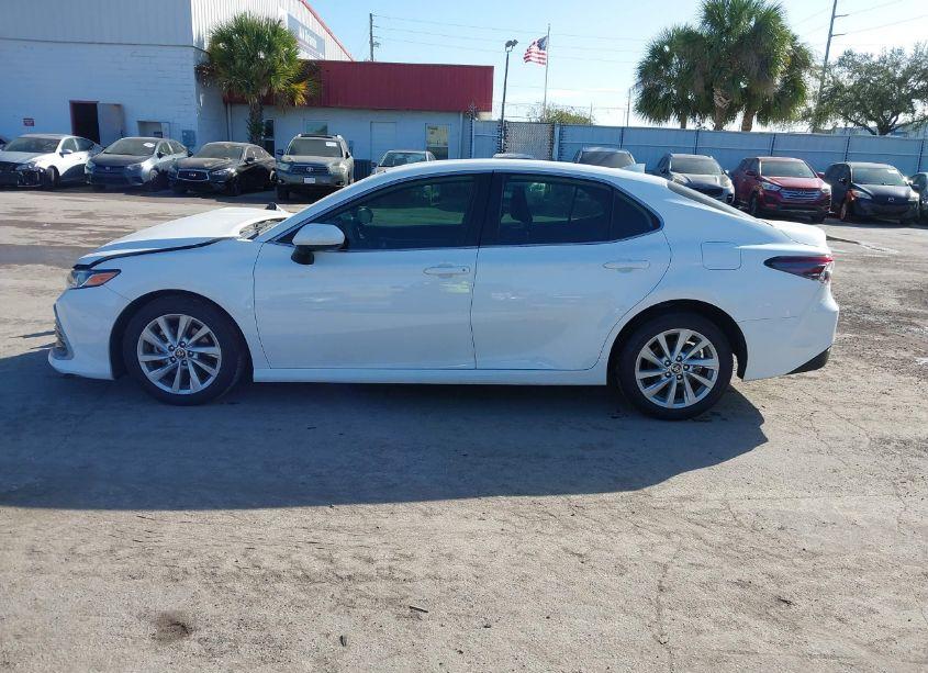 Photo 14 of 2023 Toyota Camry LE (VIN 4T1C11AK6PU179305)