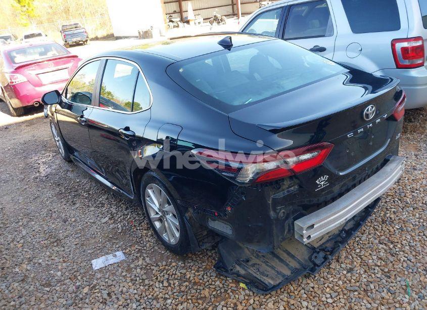 Photo 3 of 2023 Toyota Camry LE (VIN 4T1C11AK6PU735676)