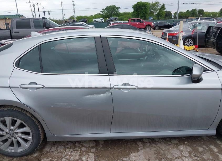 Photo 14 of 2023 Toyota Camry LE (VIN 4T1C11AK6PU750923)