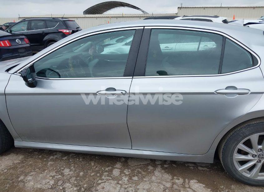 Photo 15 of 2023 Toyota Camry LE (VIN 4T1C11AK6PU750923)