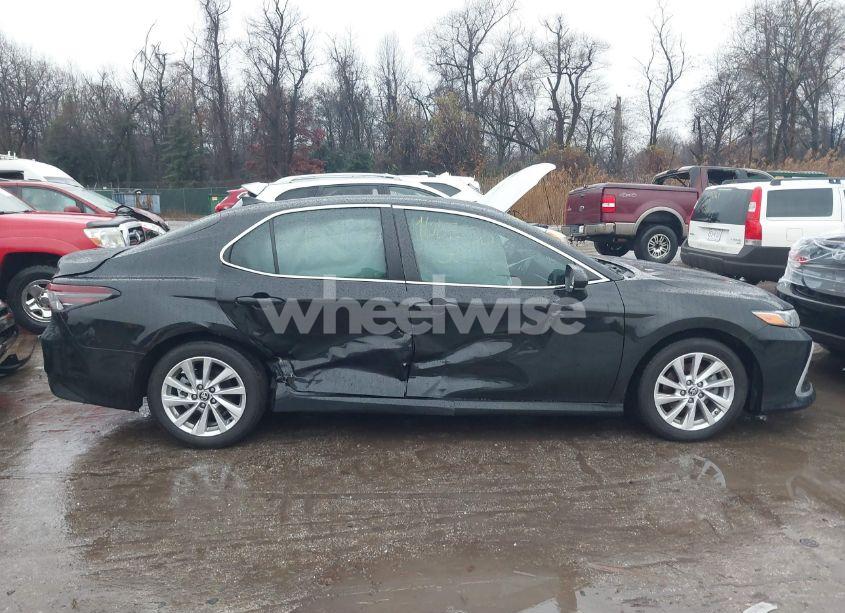 Photo 13 of 2023 Toyota Camry LE (VIN 4T1C11AK6PU752896)