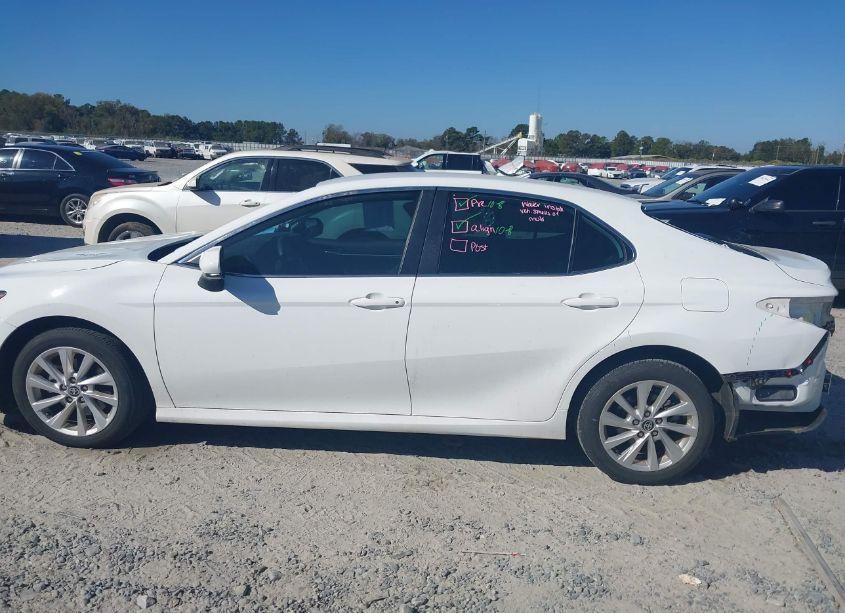 Photo 14 of 2023 Toyota Camry LE (VIN 4T1C11AK6PU803555)