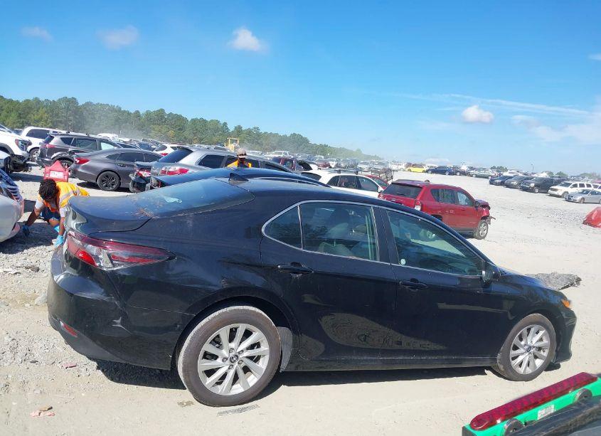 Photo 13 of 2024 Toyota Camry LE (VIN 4T1C11AK6RU206263)