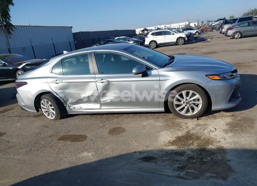 Photo 13 of 2024 Toyota Camry LE (VIN 4T1C11AK6RU261506)