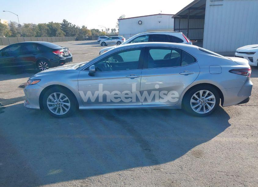 Photo 14 of 2024 Toyota Camry LE (VIN 4T1C11AK6RU261506)