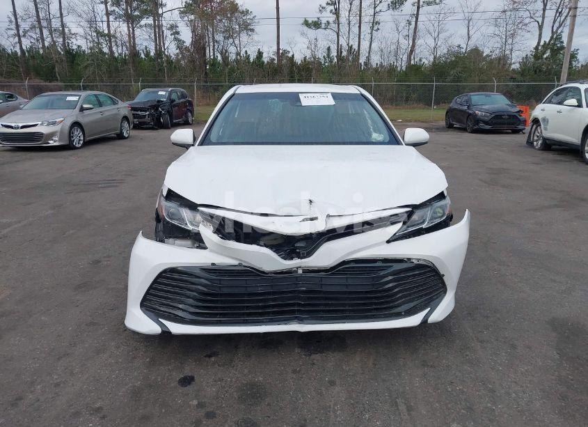 Photo 12 of 2020 Toyota Camry LE (VIN 4T1C11AK7LU359595)