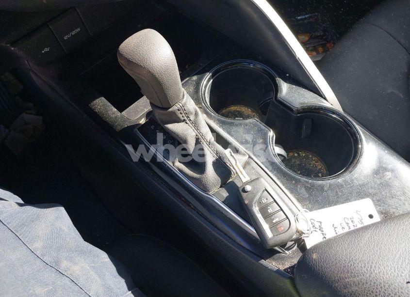 Photo 11 of 2020 Toyota Camry LE (VIN 4T1C11AK7LU368684)