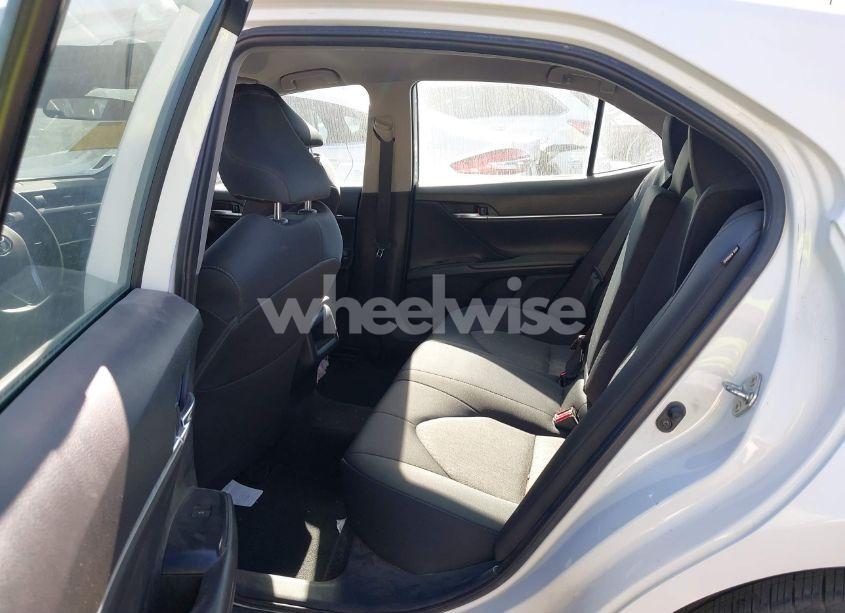 Photo 8 of 2020 Toyota Camry LE (VIN 4T1C11AK7LU368684)