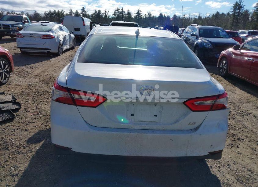 Photo 15 of 2020 Toyota Camry LE (VIN 4T1C11AK7LU393696)