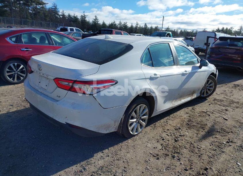 Photo 4 of 2020 Toyota Camry LE (VIN 4T1C11AK7LU393696)