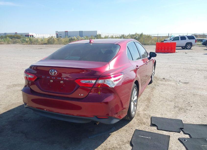 Photo 4 of 2020 Toyota Camry LE (VIN 4T1C11AK7LU395738)
