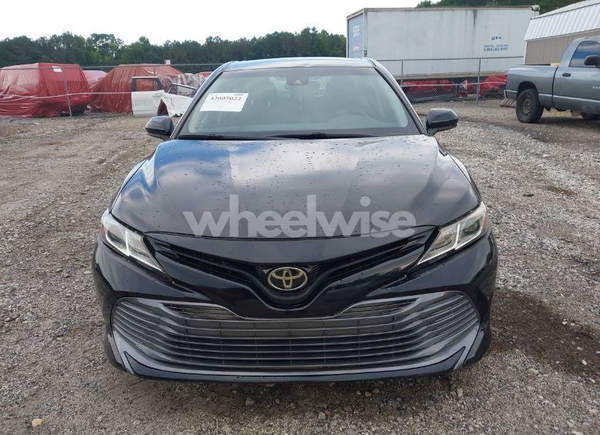 Photo 12 of 2020 Toyota Camry LE (VIN 4T1C11AK7LU509723)
