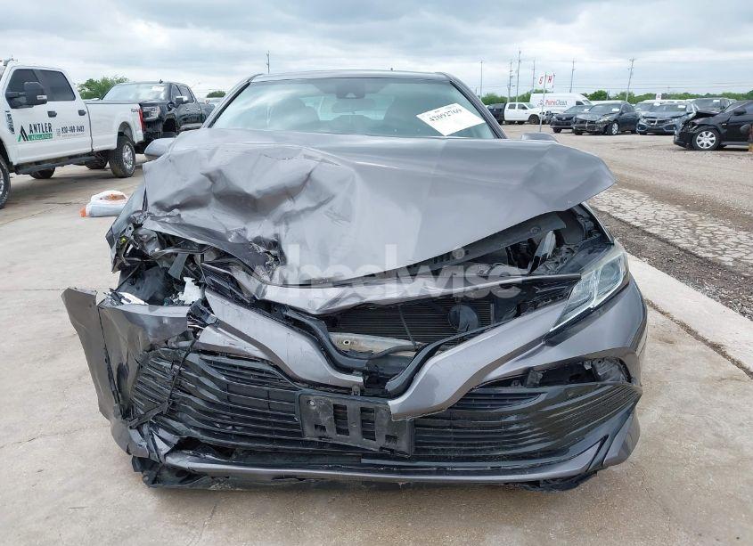 Photo 12 of 2020 Toyota Camry LE (VIN 4T1C11AK7LU860471)