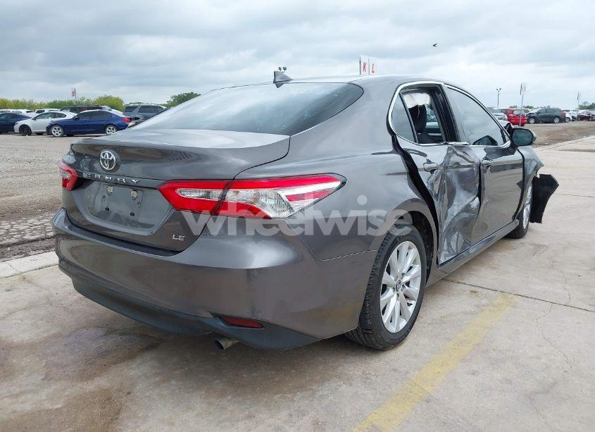 Photo 4 of 2020 Toyota Camry LE (VIN 4T1C11AK7LU860471)