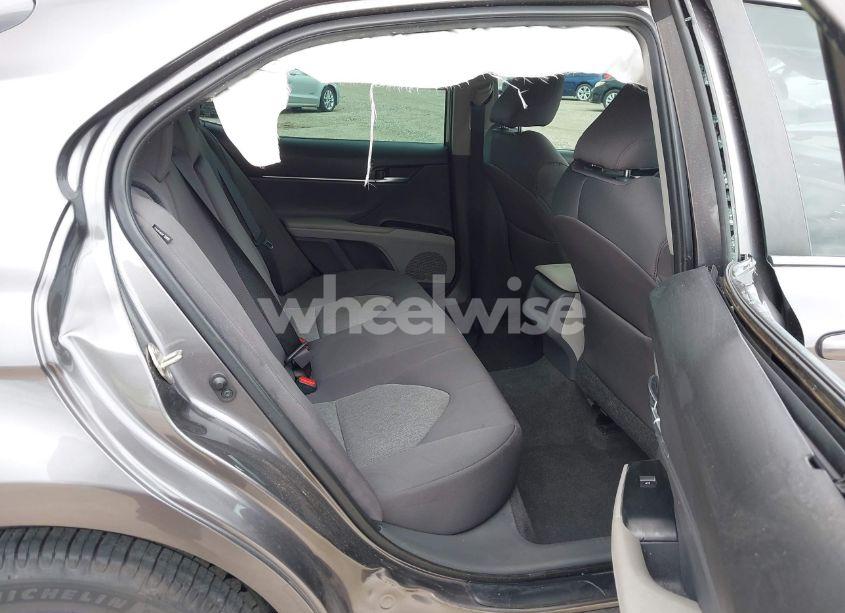 Photo 8 of 2020 Toyota Camry LE (VIN 4T1C11AK7LU860471)